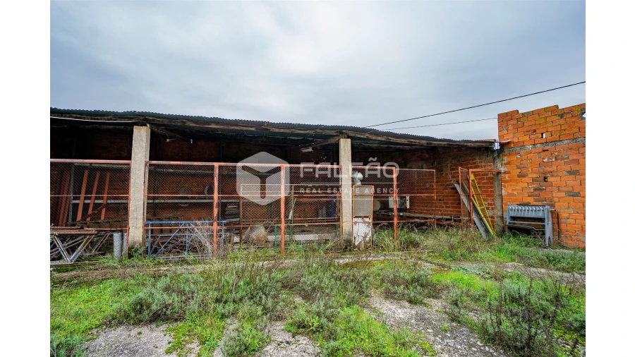 Armazém para Venda em Malhou, Louriceira e Espinheiro Foto 17