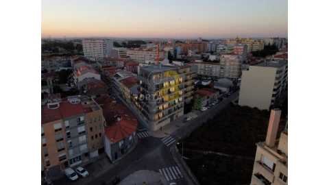 Apartamento T2 para Venda em Paranhos