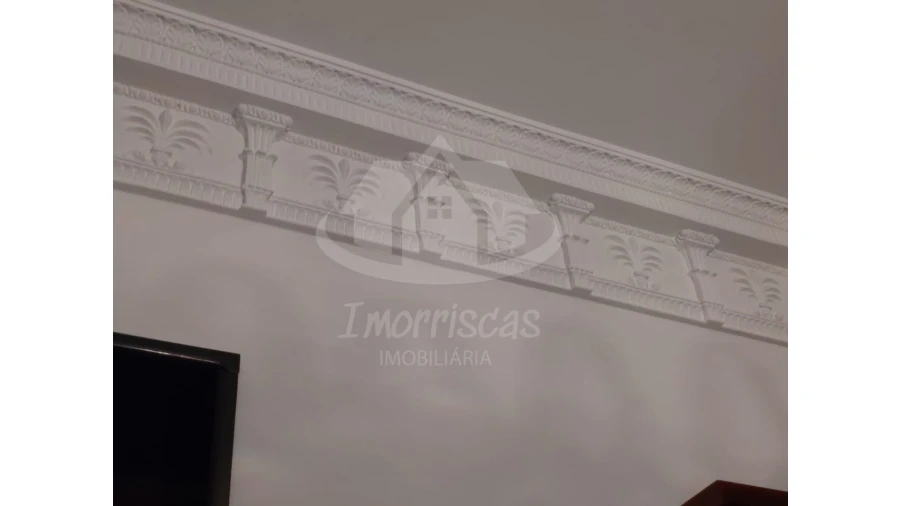 Moradia T4 para Venda em Vialonga Foto 25