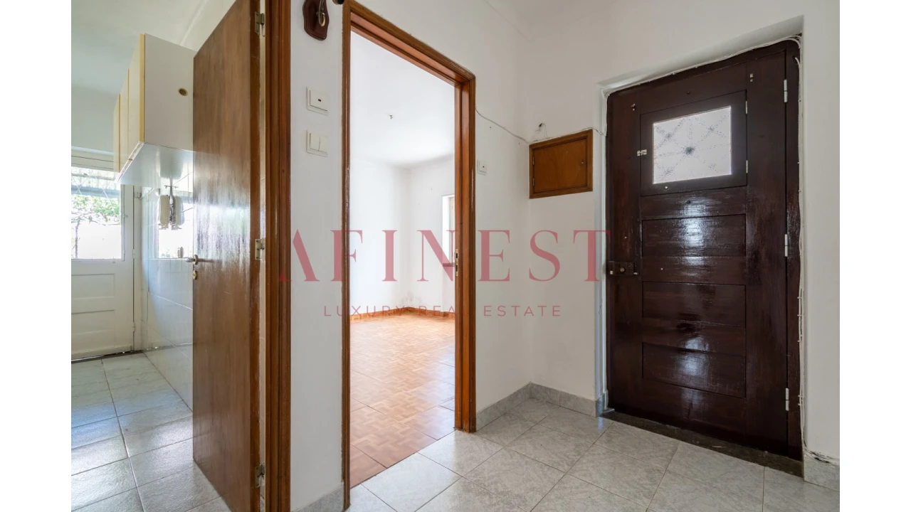 Moradia T6 para Venda em São Domingos de Rana Foto 8
