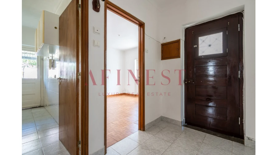 Moradia T6 para Venda em São Domingos de Rana Foto 8
