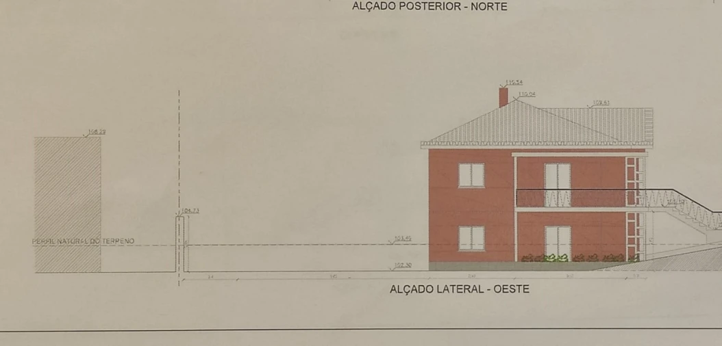 Moradia T6 para Venda em São Domingos de Rana Planta 11