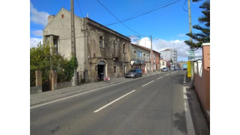 Terreno para Venda em Venda do Pinheiro e Santo Estêvão das Galés