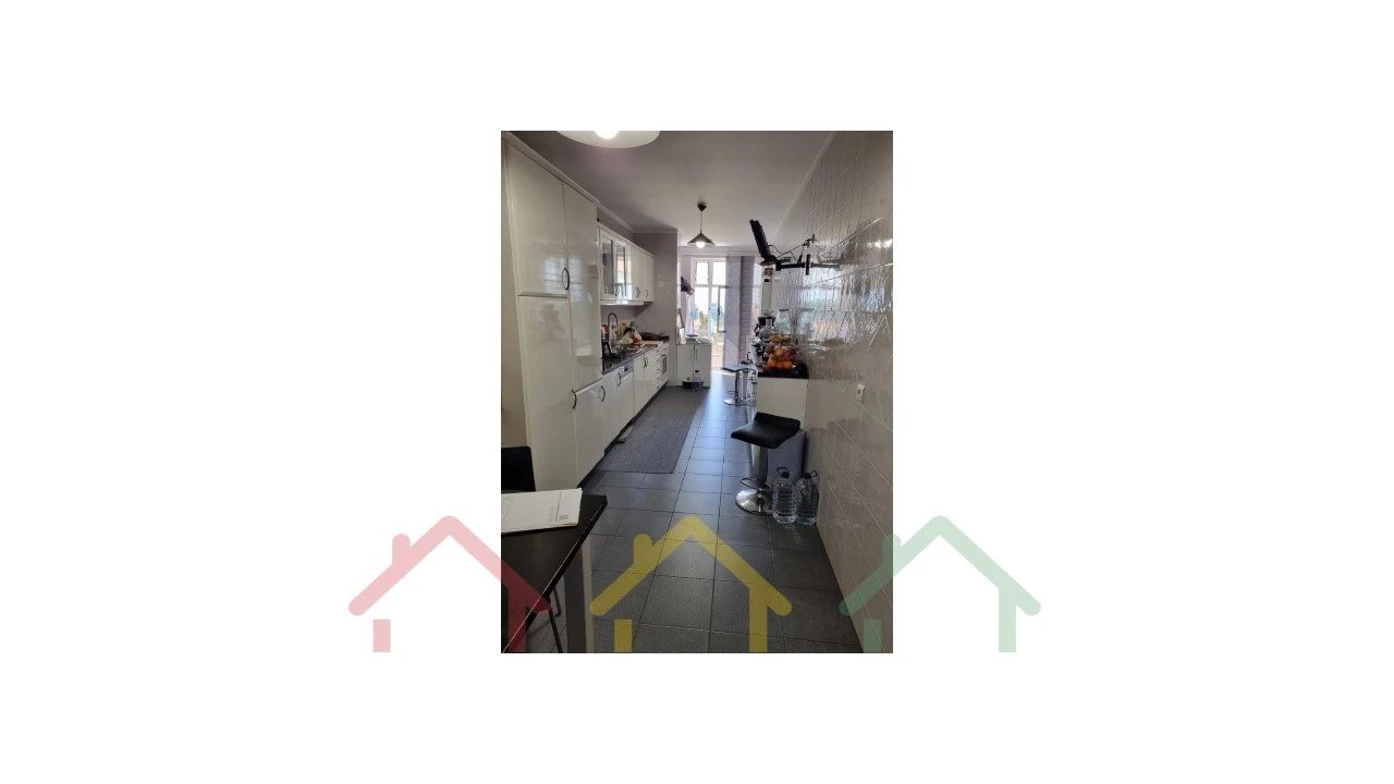 Apartamento T3 para Venda em Madalena Foto 7
