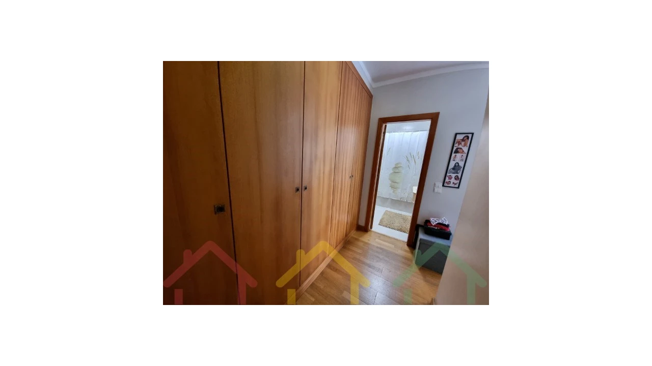 Apartamento T3 para Venda em Madalena Foto 12