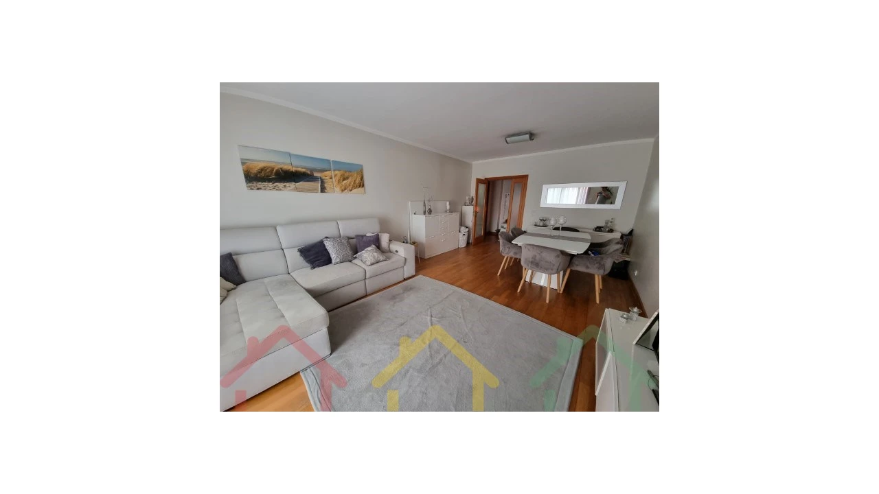 Apartamento T3 para Venda em Madalena Foto 1
