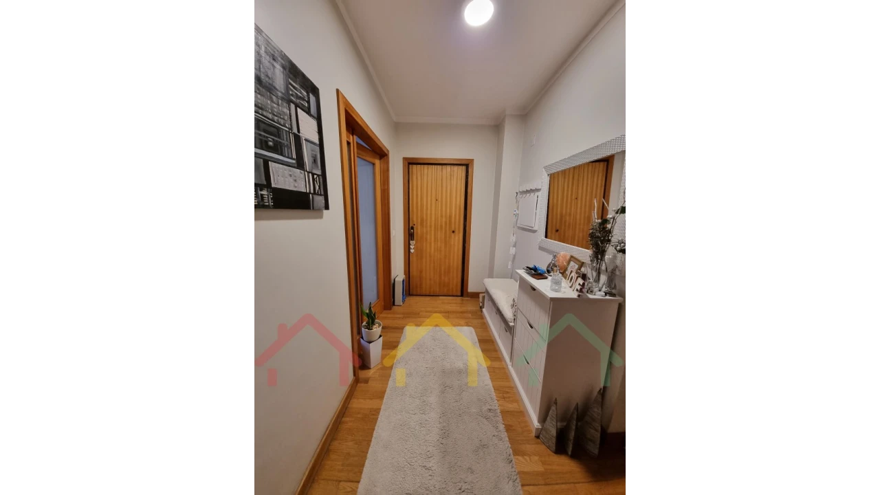 Apartamento T3 para Venda em Madalena Foto 9