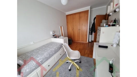 Apartamento T3 para Venda em Madalena