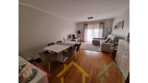 Apartamento T3 para Venda em Madalena