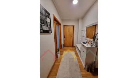 Apartamento T3 para Venda em Madalena