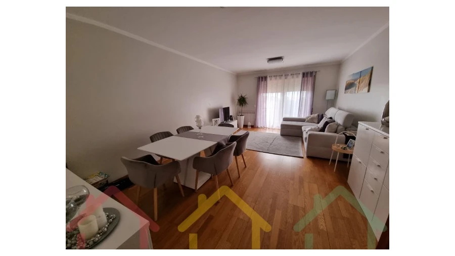 Apartamento T3 para Venda em Madalena Foto 2