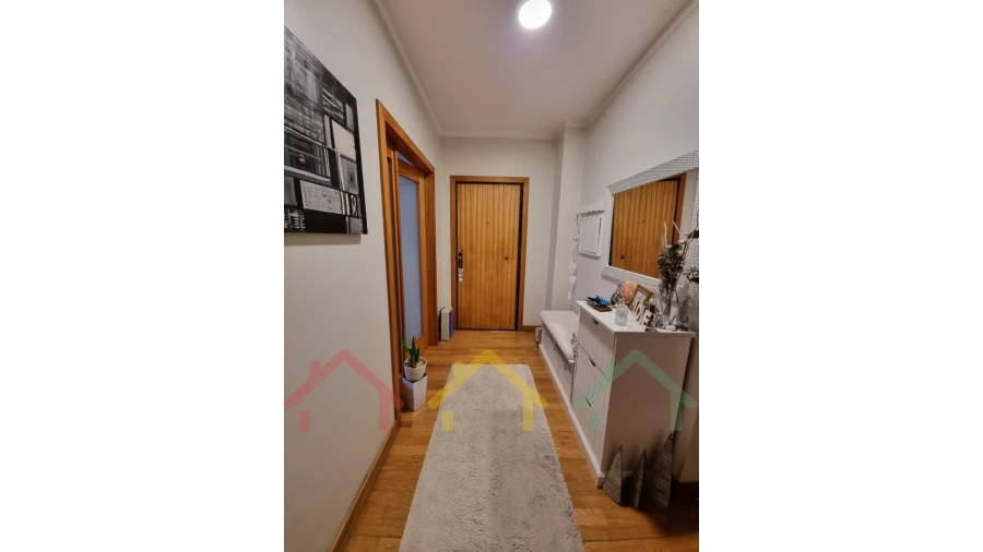 Apartamento T3 para Venda em Madalena Foto 9