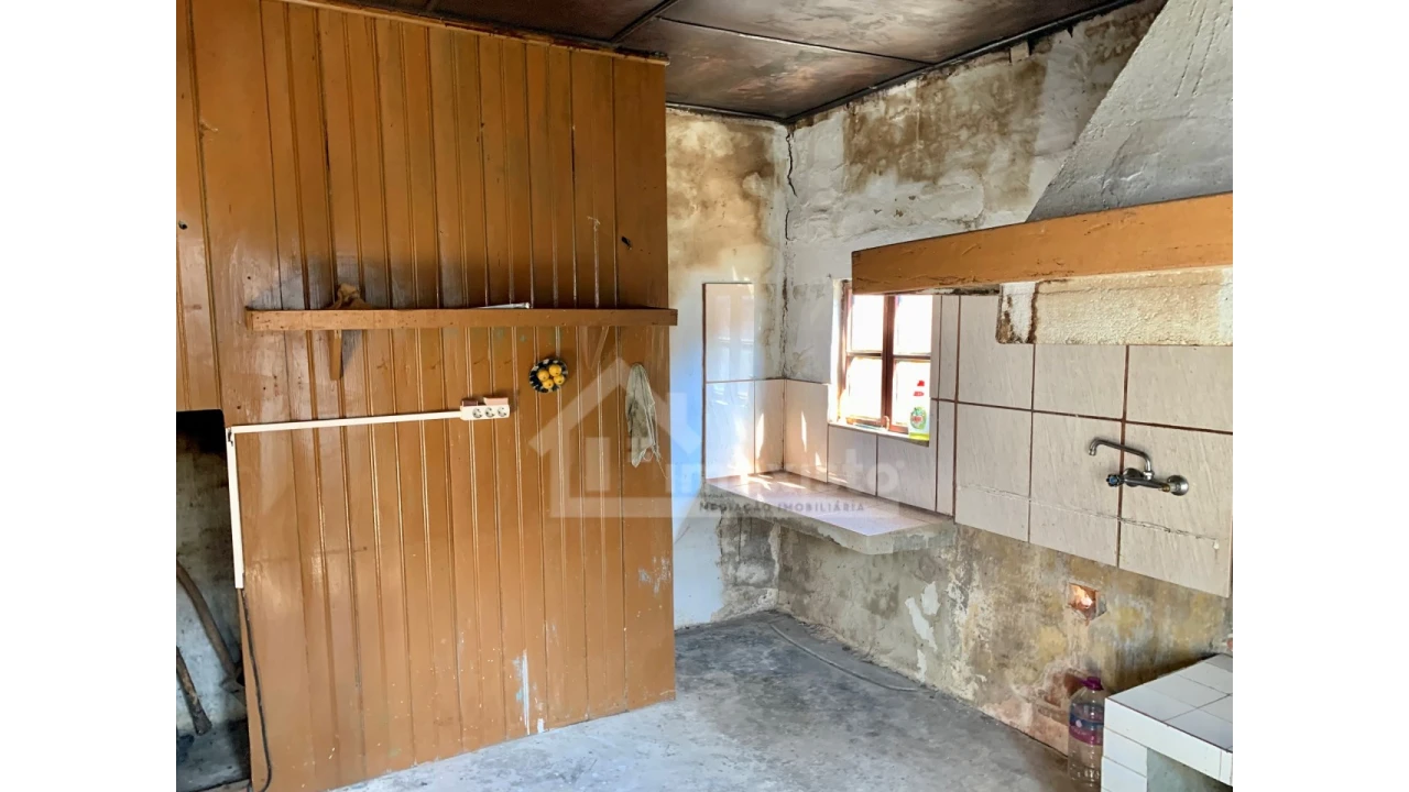 Moradia T4 para Venda em Alvorge Foto 8