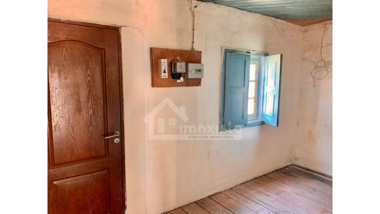 Moradia T4 para Venda em Alvorge Foto 13