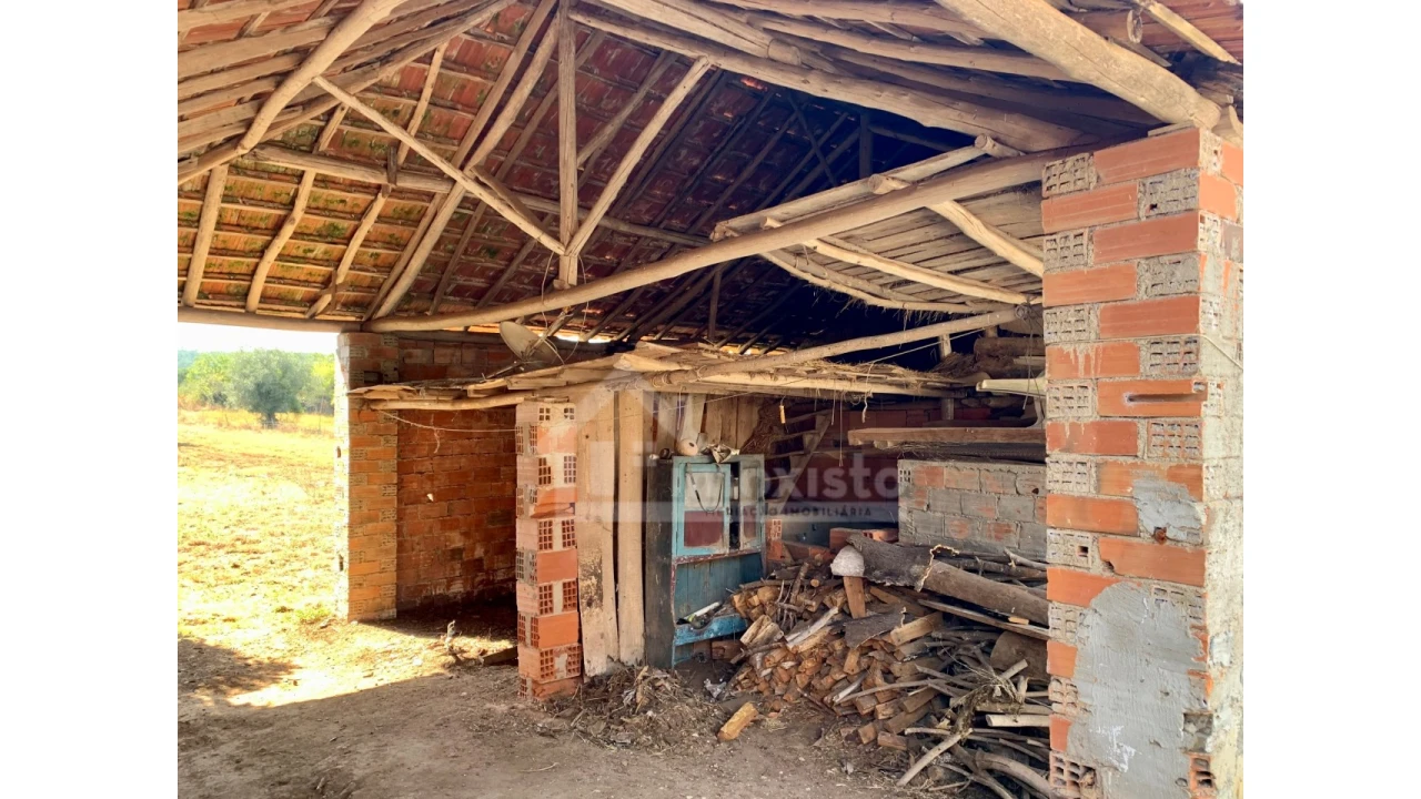 Moradia T4 para Venda em Alvorge Foto 15