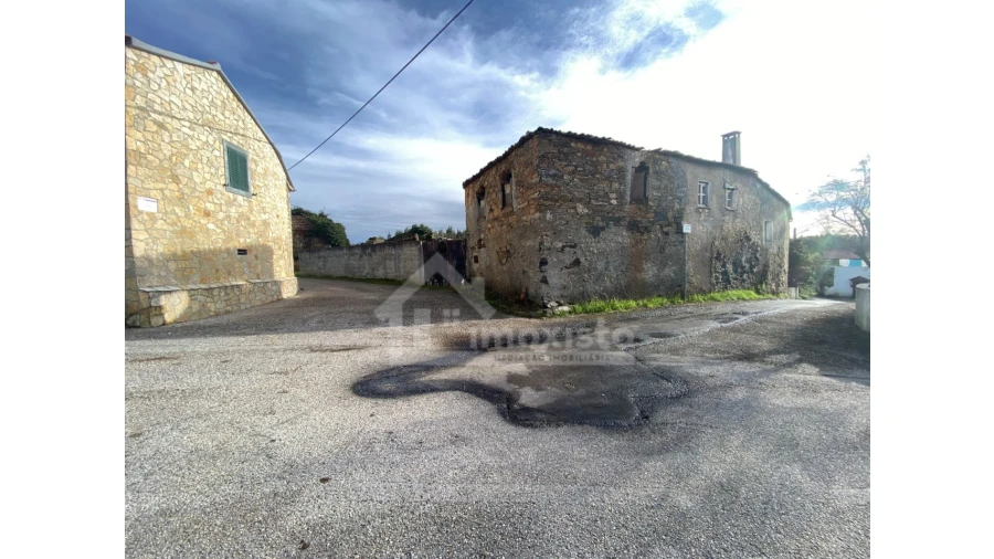 Moradia T2 para Venda em Graça Foto 3