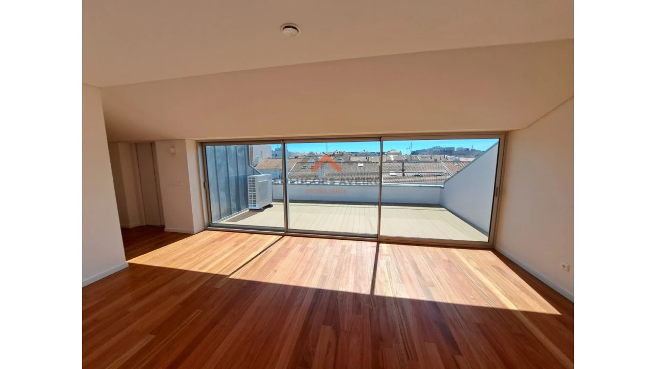 Moradia T4 para Venda em Glória e Vera Cruz Foto 7