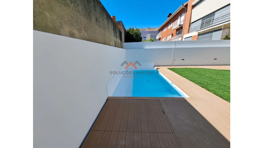 Moradia T4 para Venda em Glória e Vera Cruz Foto 5