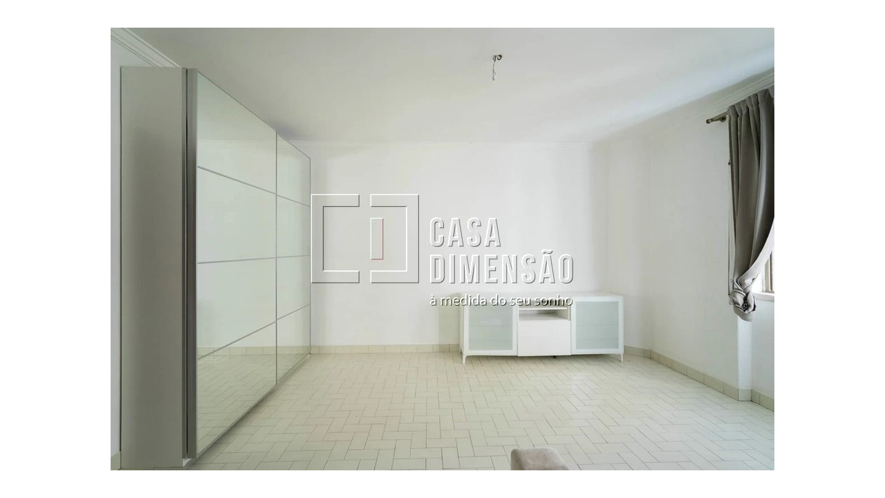 Apartamento T1 para Venda em Caparica e Trafaria Foto 4
