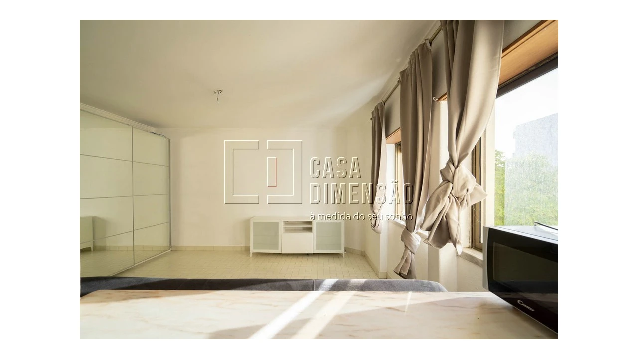 Apartamento T1 para Venda em Caparica e Trafaria Foto 11