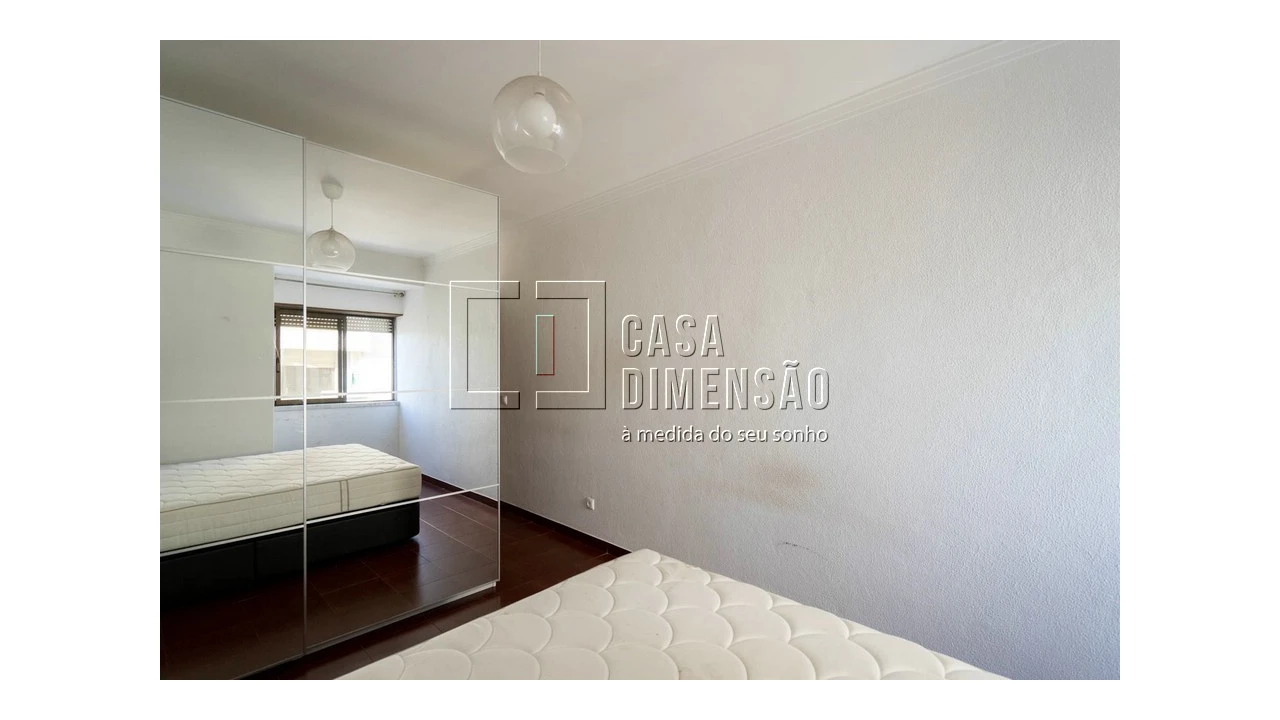 Apartamento T1 para Venda em Caparica e Trafaria Foto 19