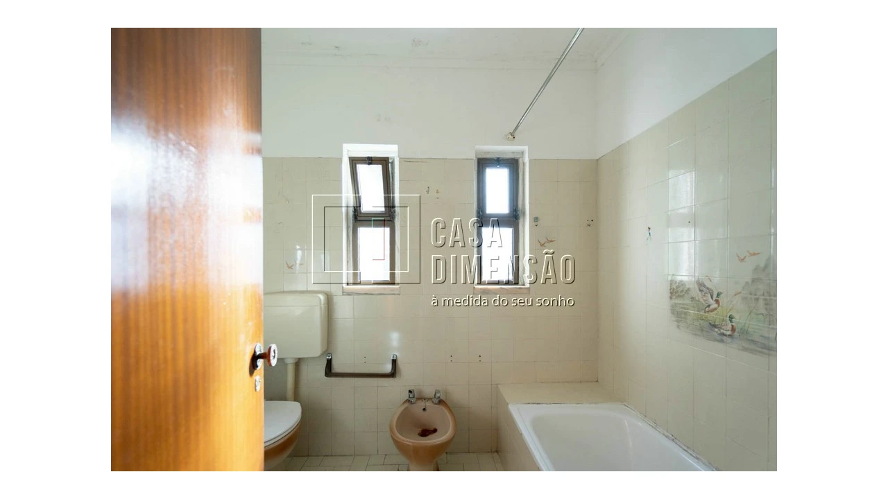 Apartamento T1 para Venda em Caparica e Trafaria Foto 20