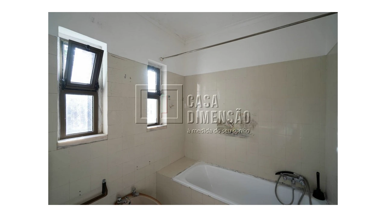 Apartamento T1 para Venda em Caparica e Trafaria Foto 22