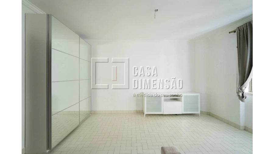 Apartamento T1 para Venda em Caparica e Trafaria Foto 4