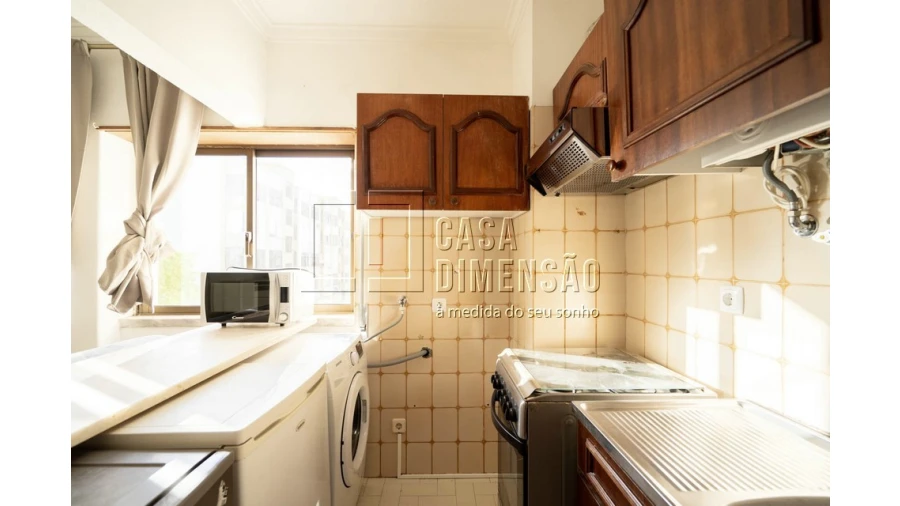 Apartamento T1 para Venda em Caparica e Trafaria Foto 9