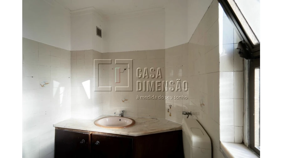 Apartamento T1 para Venda em Caparica e Trafaria Foto 21