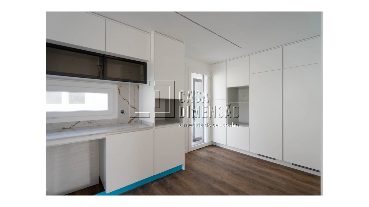 Moradia T4 para Venda em Charneca de Caparica e Sobreda Foto 10