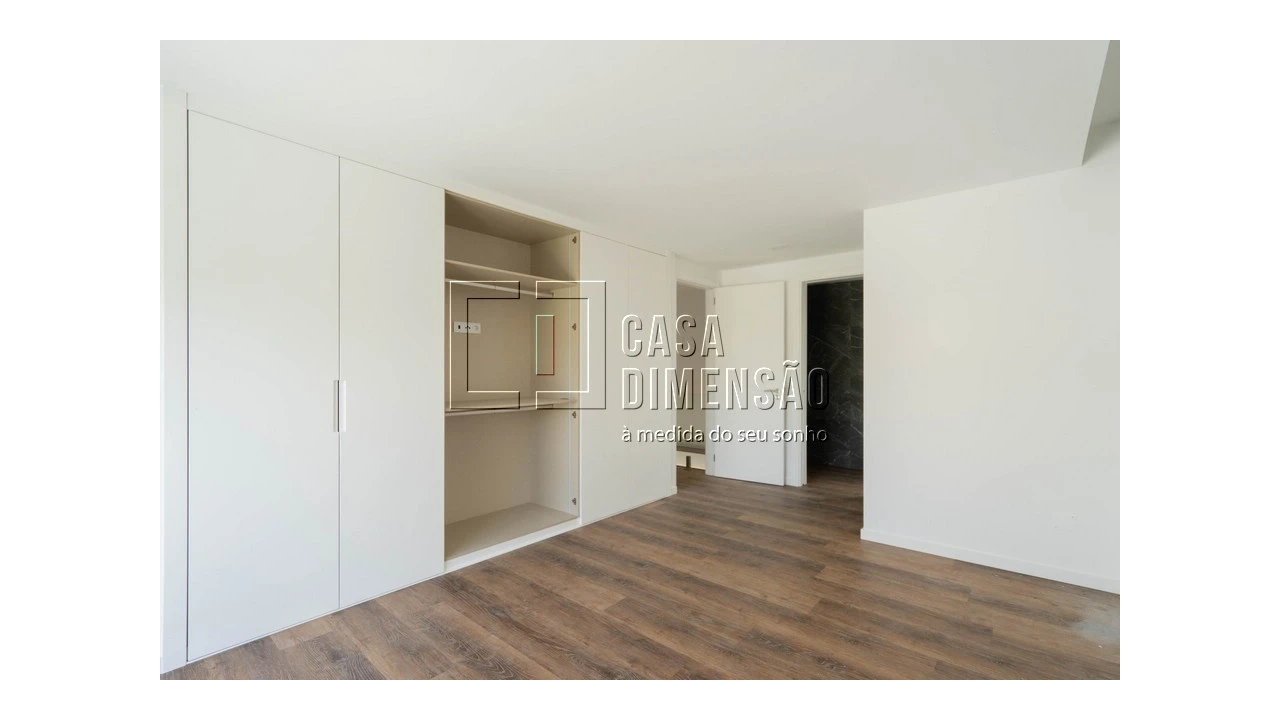 Moradia T4 para Venda em Charneca de Caparica e Sobreda Foto 29