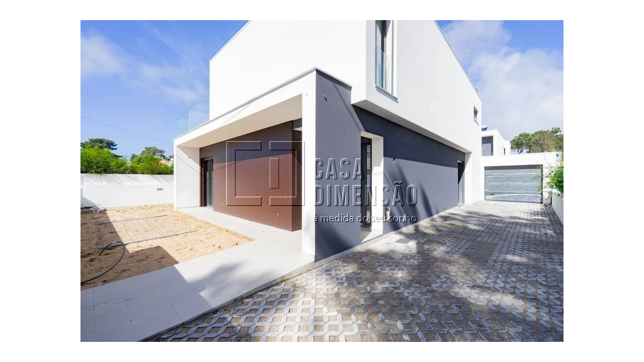 Moradia T4 para Venda em Charneca de Caparica e Sobreda Foto 44