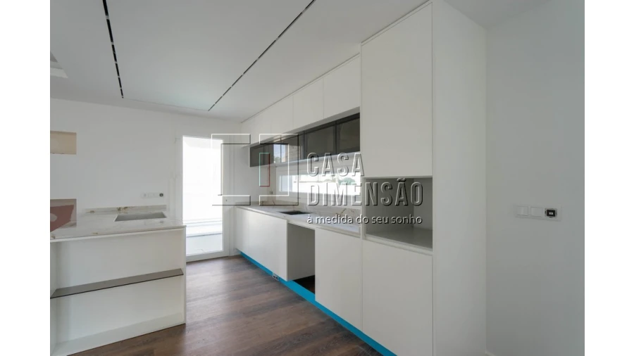Moradia T4 para Venda em Charneca de Caparica e Sobreda Foto 14