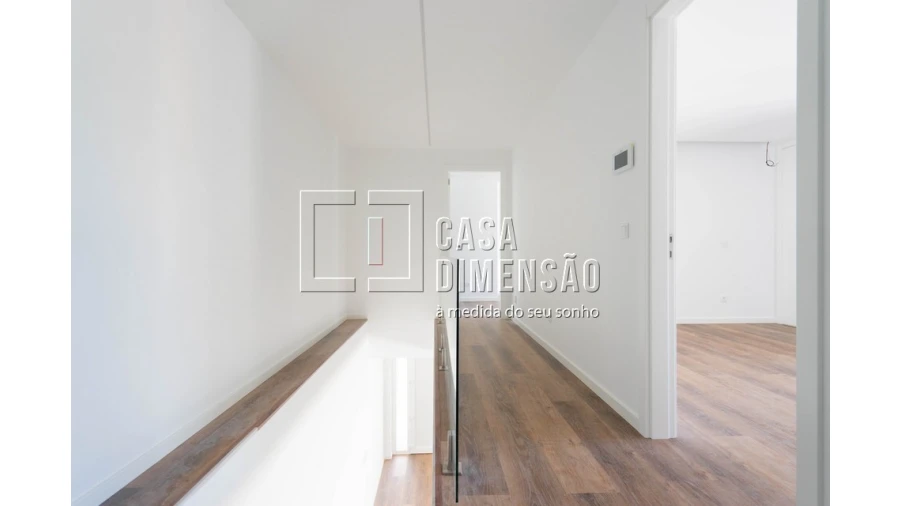 Moradia T4 para Venda em Charneca de Caparica e Sobreda Foto 23