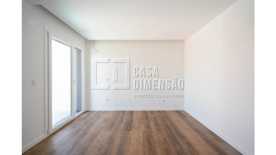 Moradia T4 para Venda em Charneca de Caparica e Sobreda Foto 38