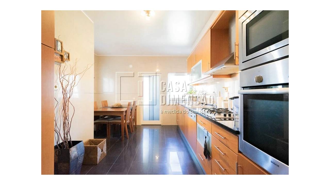 Apartamento para Venda em Carnaxide e Queijas Foto 14
