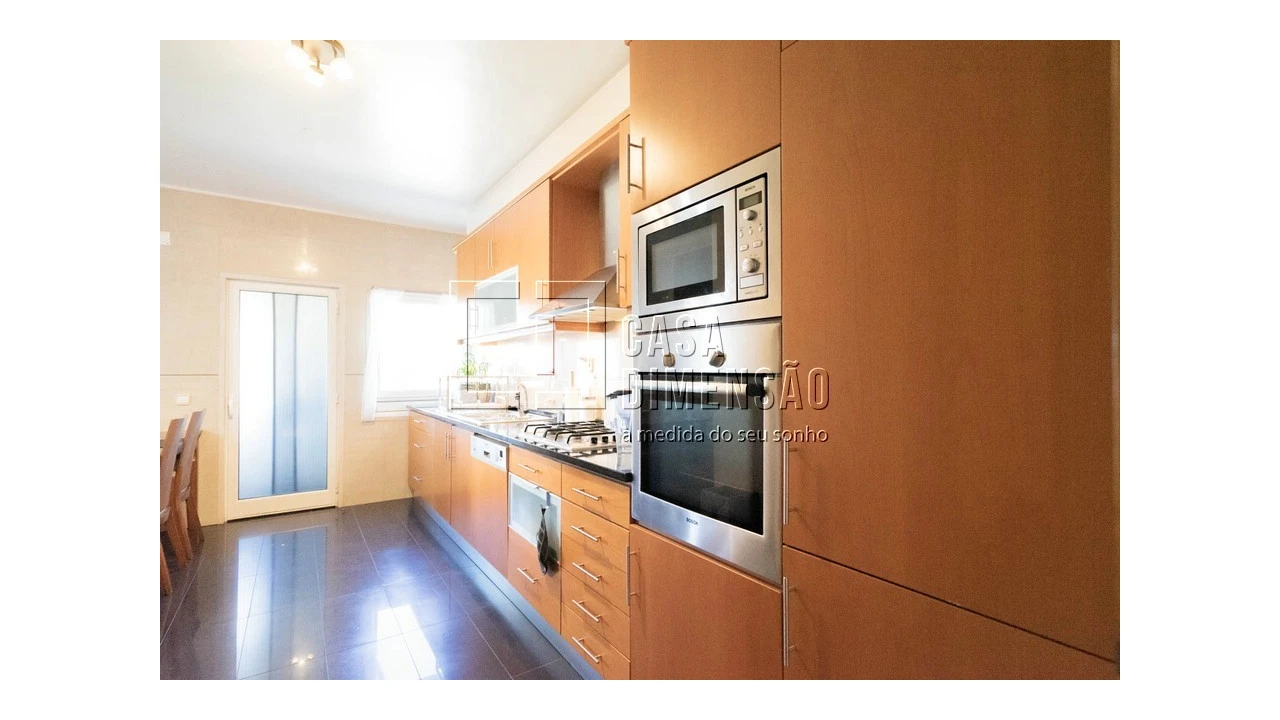 Apartamento para Venda em Carnaxide e Queijas Foto 15
