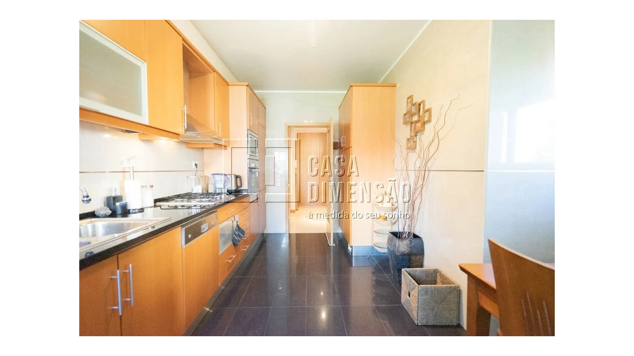 Apartamento para Venda em Carnaxide e Queijas Foto 17