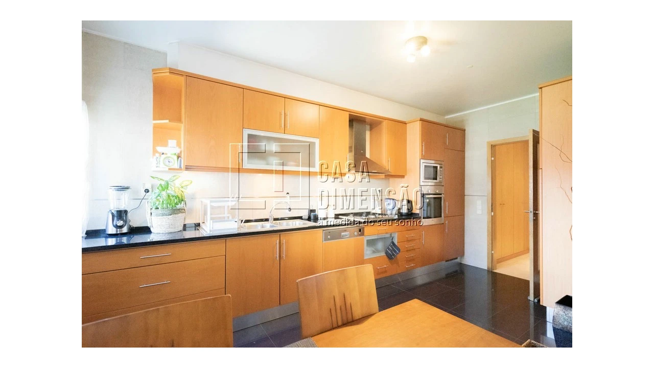 Apartamento para Venda em Carnaxide e Queijas Foto 19