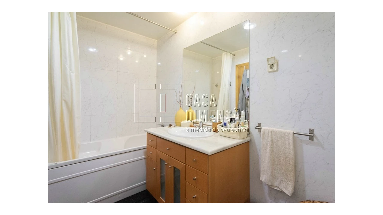 Apartamento para Venda em Carnaxide e Queijas Foto 26