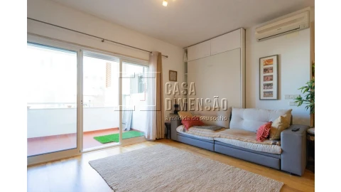 Apartamento para Venda em Carnaxide e Queijas