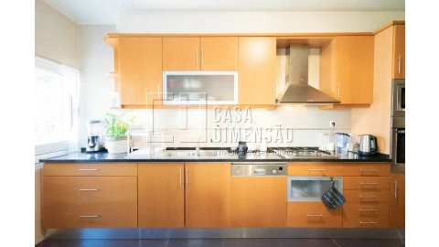 Apartamento para Venda em Carnaxide e Queijas