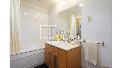 Apartamento para Venda em Carnaxide e Queijas