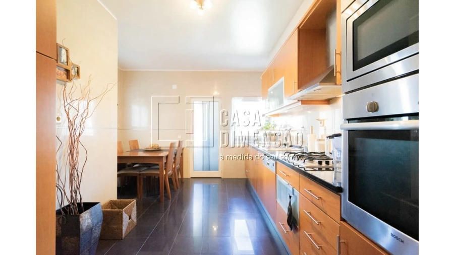 Apartamento para Venda em Carnaxide e Queijas Foto 14