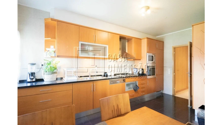 Apartamento para Venda em Carnaxide e Queijas Foto 19