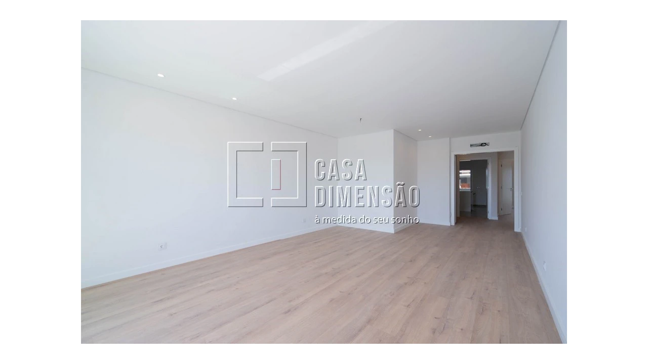 Apartamento T2 para Venda em Carnaxide e Queijas Foto 8