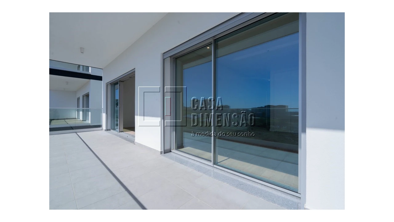 Apartamento T2 para Venda em Carnaxide e Queijas Foto 11