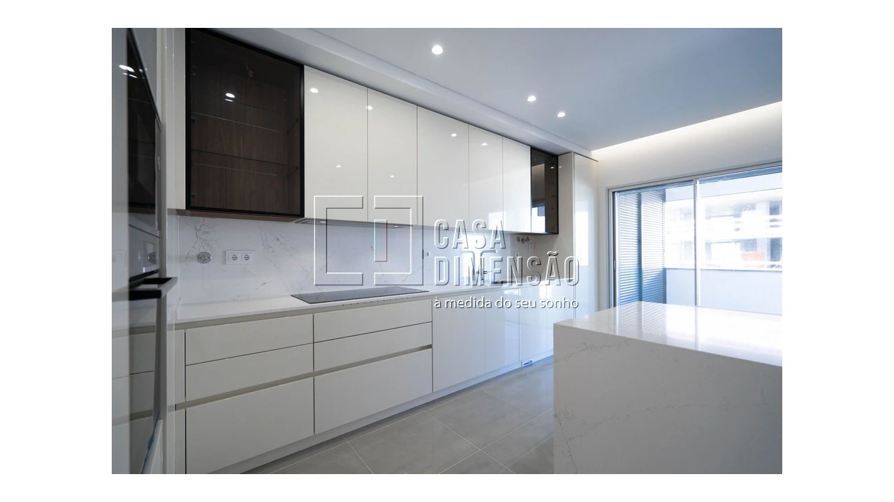 Apartamento T2 para Venda em Carnaxide e Queijas Foto 14