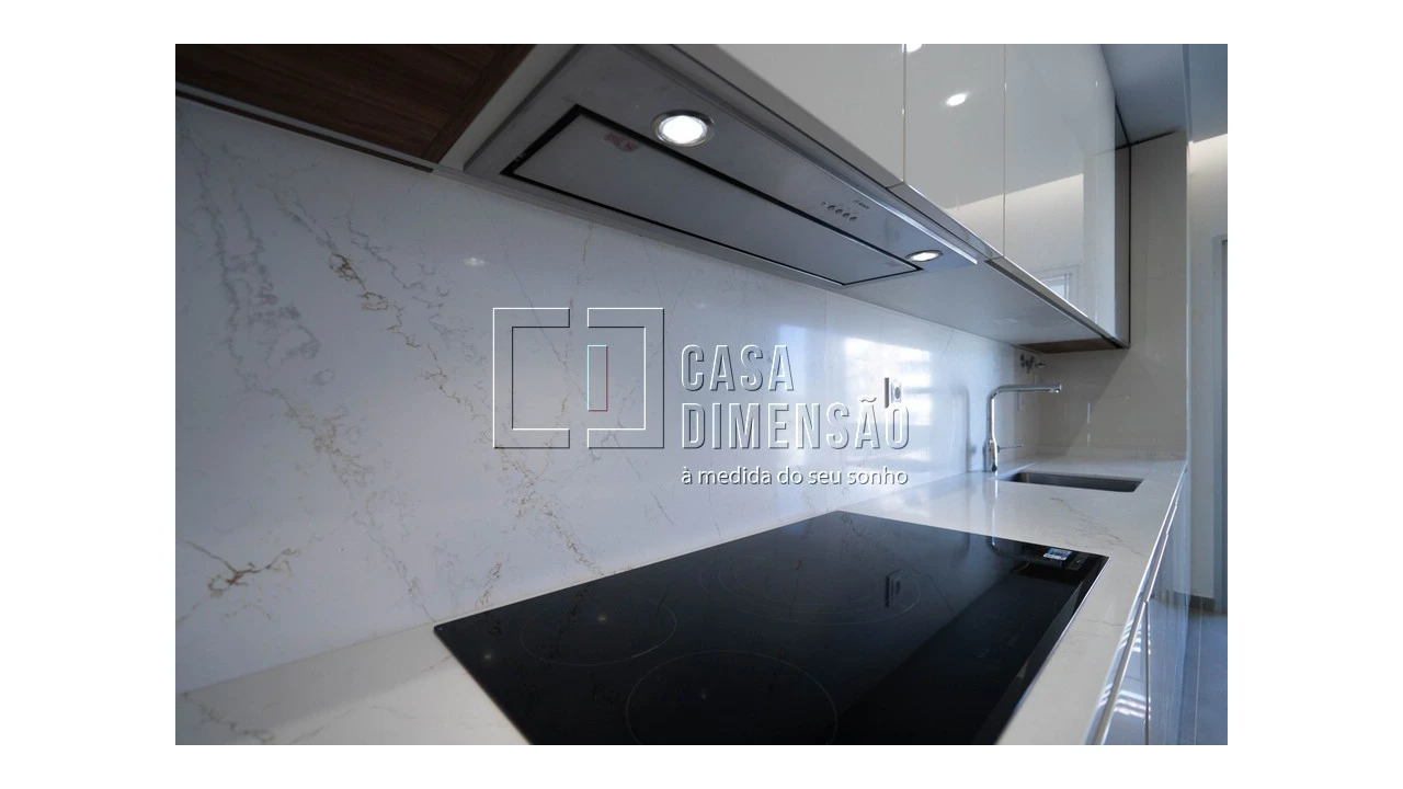 Apartamento T2 para Venda em Carnaxide e Queijas Foto 17